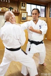 大塚博紀（三代） Ohtsuka Hironori – 和道流柔術拳法・空手術 | 達人