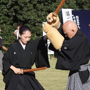 中川二三生師範 内勁の武術とは３”呼吸力”と”円”の動き | DVD | 武道・武術の総合情報サイト WEB秘伝